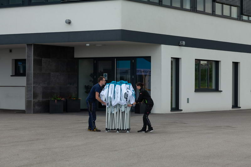 Faltzelt kaufen Aufbau